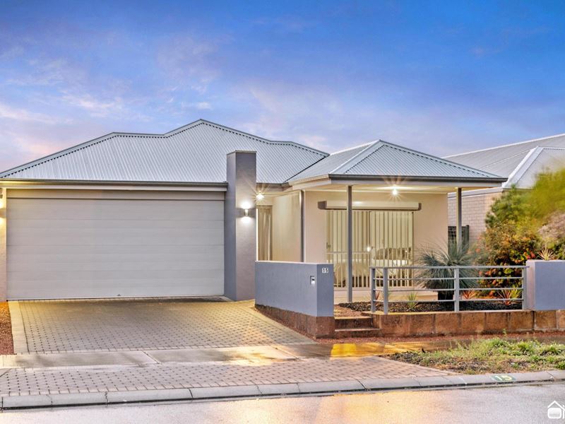 15 Casitas Street, Champion Lakes