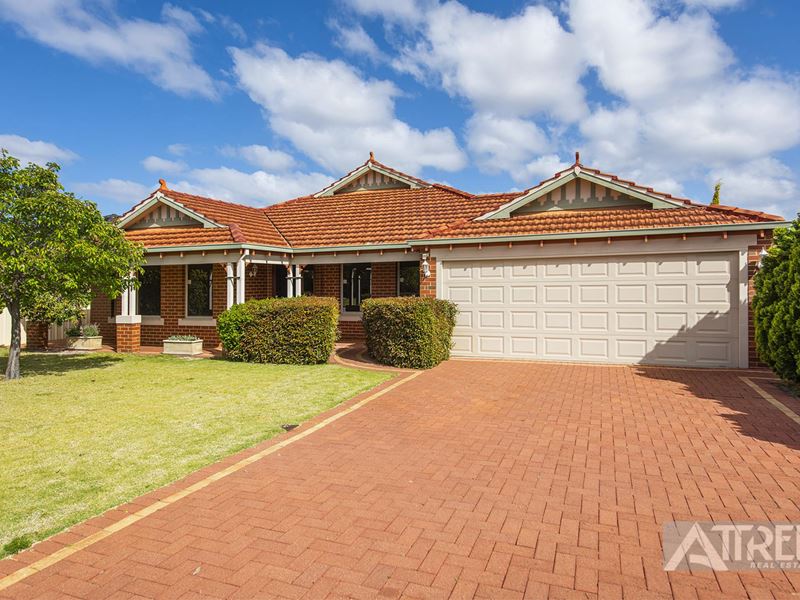 11 Burbank Street, Canning Vale WA 6155