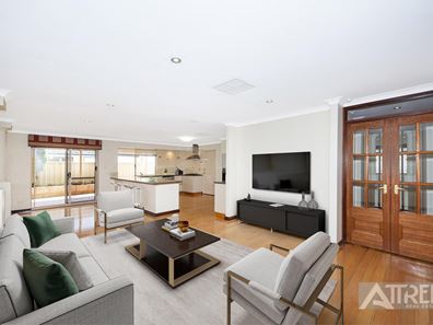 11 Burbank Street, Canning Vale WA 6155