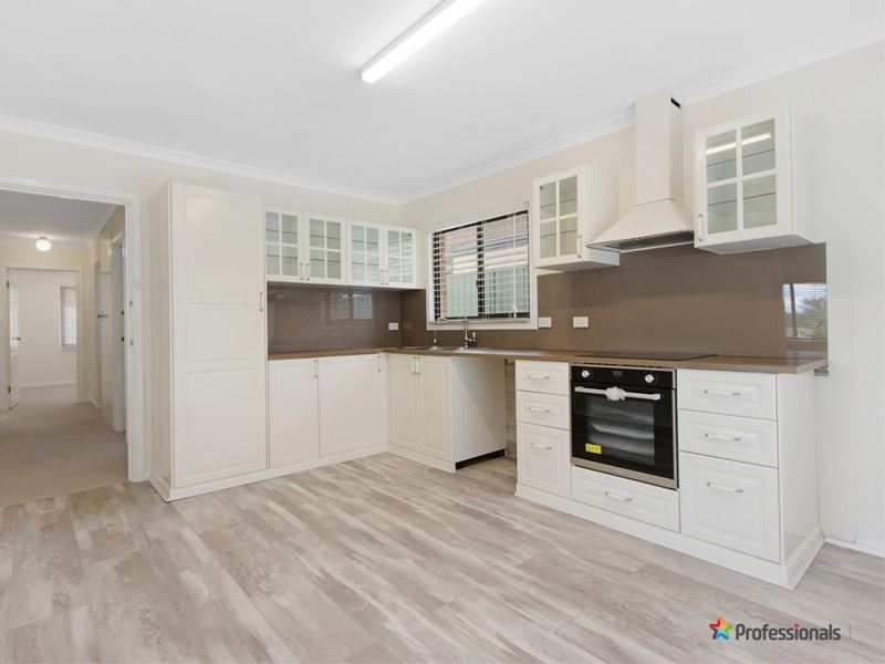 28 Fennager Way, Calista