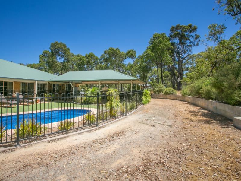 83 Holstein Loop, Lower Chittering