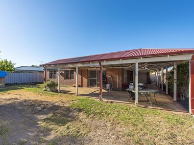 58 Zaragoza Drive, Port Kennedy WA 6172