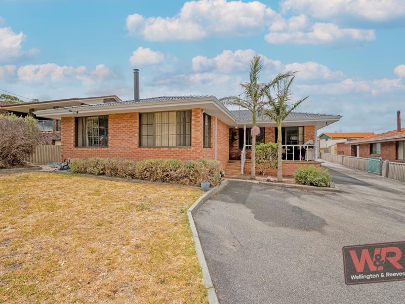 10 Warden Avenue, Spencer Park