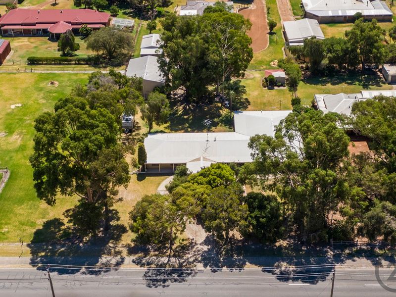 37 Forrest Street, Pinjarra WA 6208