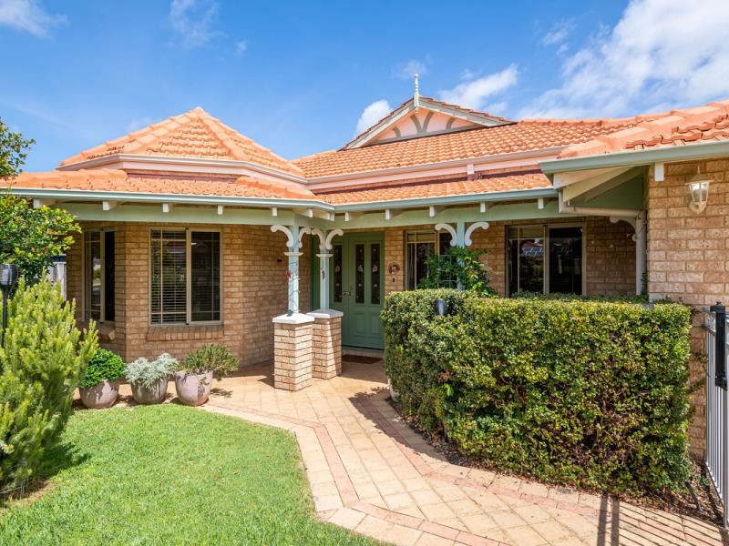 161 Cook Avenue, Hillarys WA 6025