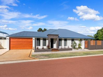 17 Fairburn Crescent, Baldivis WA 6171