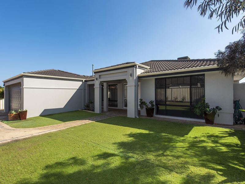 11 Sicily Green, Secret Harbour