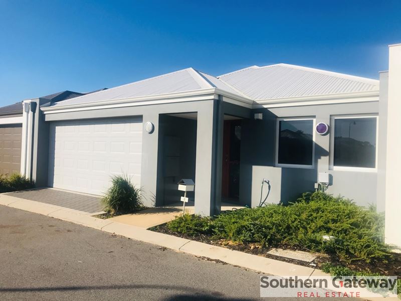 8 Clegg Road, Kwinana Town Centre