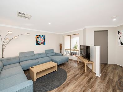 22 Aldenham Heights, Halls Head WA 6210