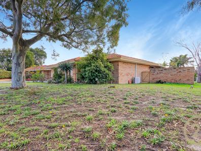 1/17 Balmoral Parade, Halls Head WA 6210