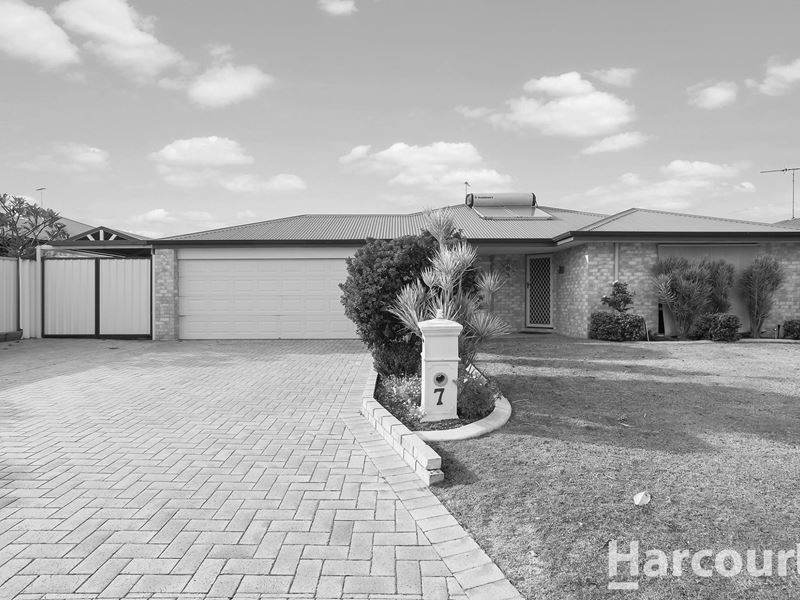 7 Appressa Place, Greenfields