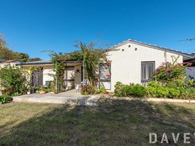 40 Giles Avenue, Padbury WA 6025