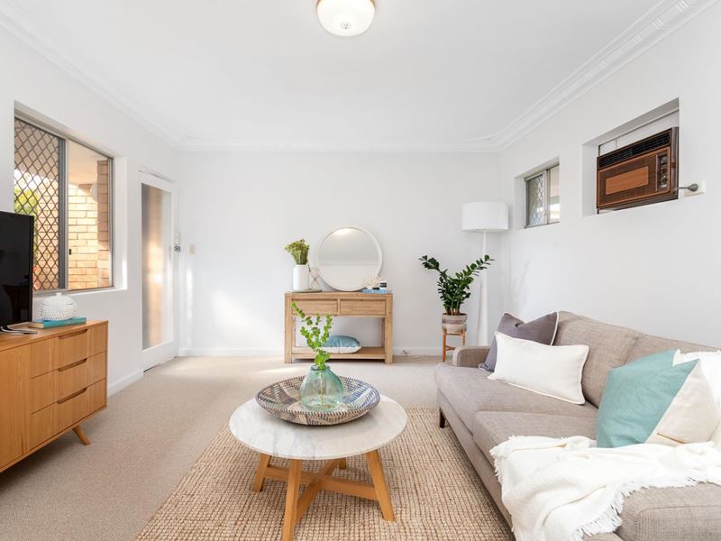 4/224 Stirling Highway, Claremont