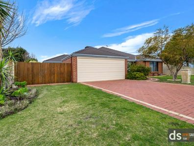 9 Karoo Way, Pearsall WA 6065