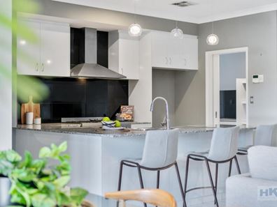 39 Bushside Drive, Aveley WA 6069