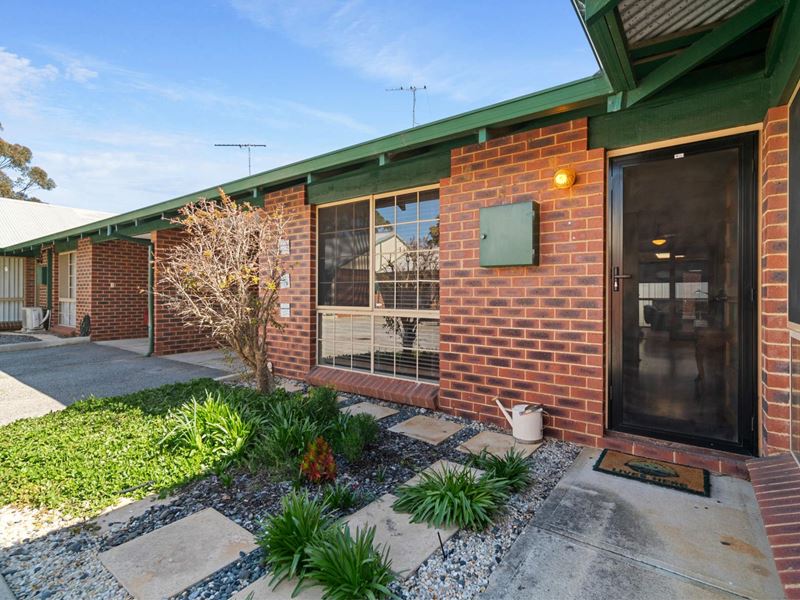 5/6 Helena Street, Guildford WA 6055