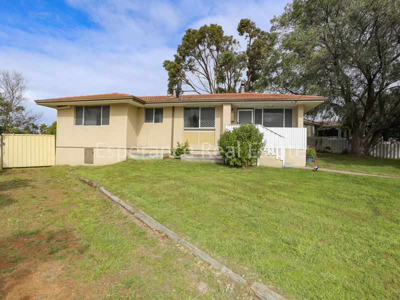 18 Winston Way, Nulsen