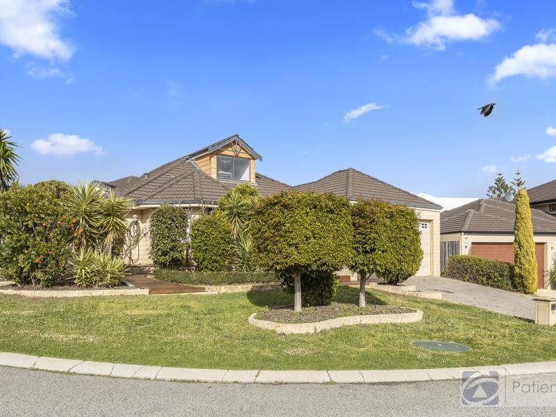 12 Dorado Beach Crescent, Connolly