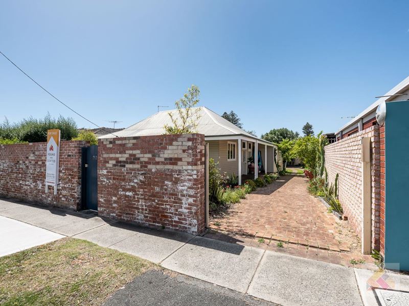 32 Douro Road, South Fremantle