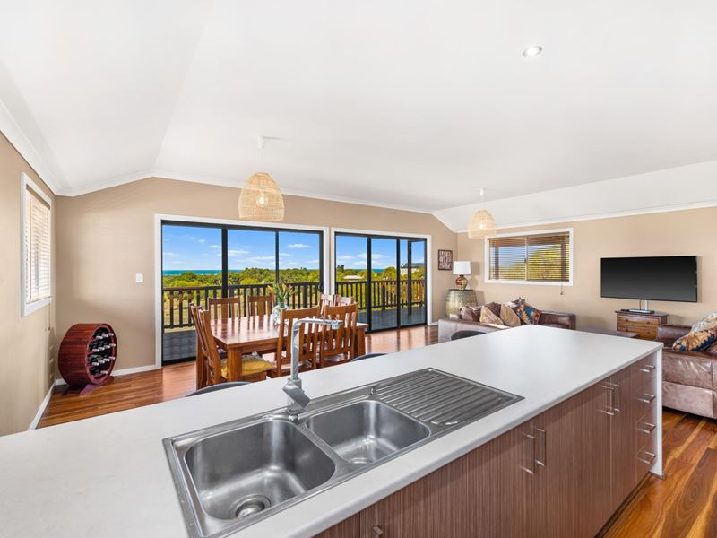 60 Cargeeg Bend, White Peak