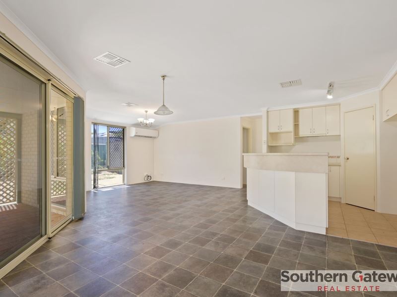 6 Gould Close, Brookdale