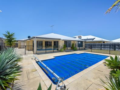 52 Seascapes Boulevard, Halls Head WA 6210