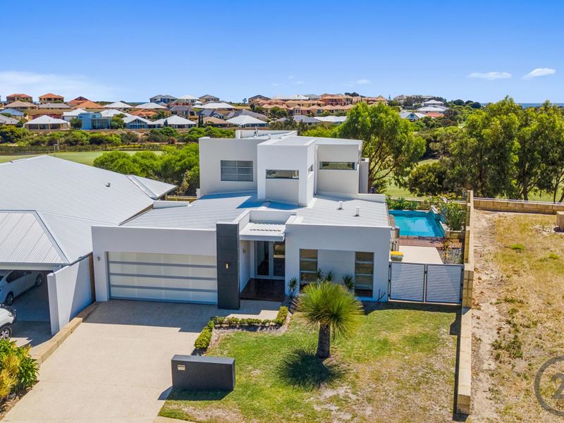 29 Lakeway Retreat, Dawesville