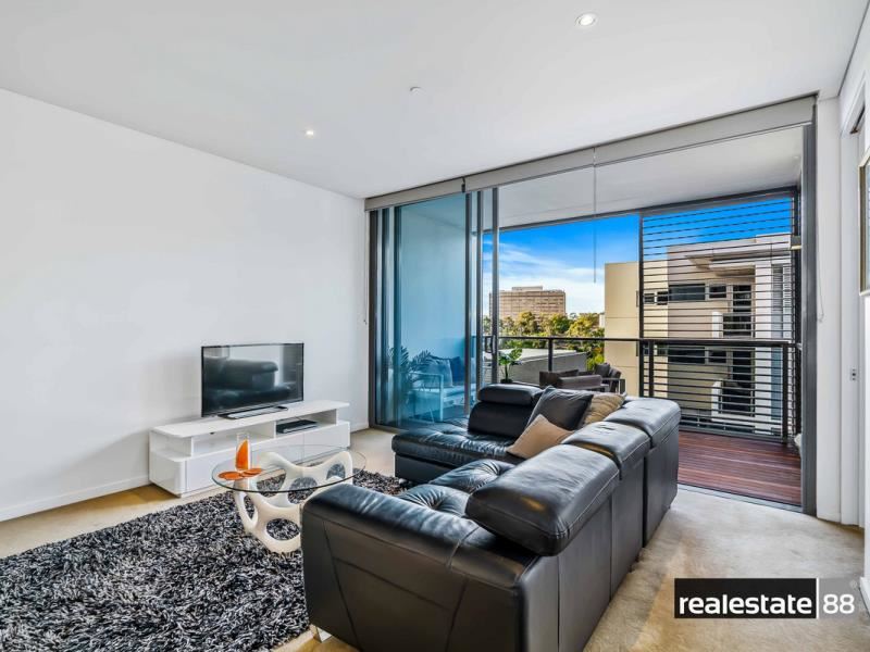 704/8 Adelaide Terrace, East Perth