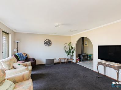 3 Casilda Place, Cooloongup WA 6168