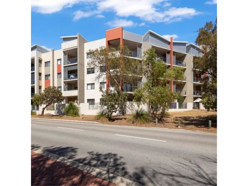 11/2 Molloy Promenade, Joondalup