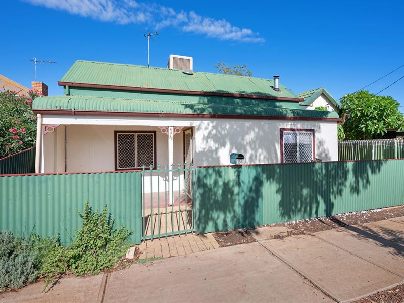 14 President Street, Kalgoorlie