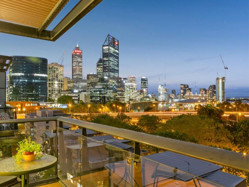 41/122 Mounts Bay Road, Perth