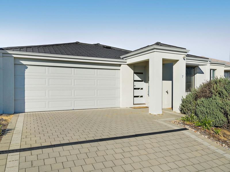 7/2 Positano Crescent, Yangebup