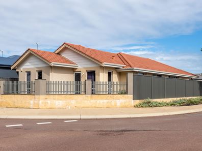 2 Jasper Bend, Wellard WA 6170