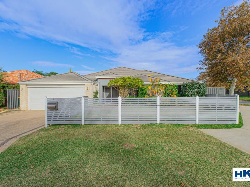 2 Octagon Gardens, Aveley