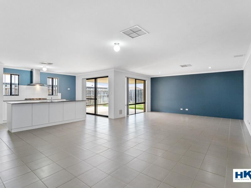 6 Vasse Gardens, Ellenbrook