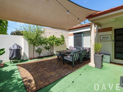 1/135 Alice Street, Doubleview WA 6018