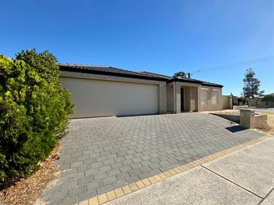 2A Lewes Road, Nollamara WA 6061