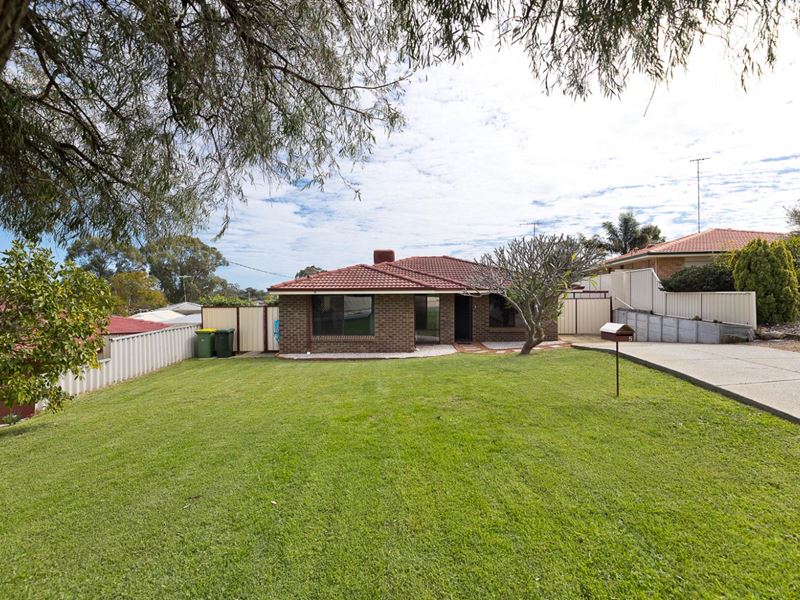 5 Eliot Close, Parmelia WA 6167