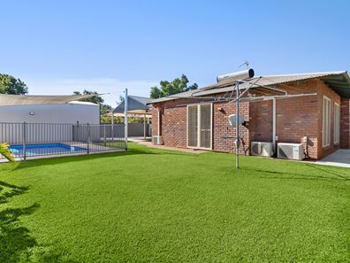 23 Radley Drive, Baynton WA 6714