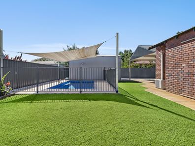 23 Radley Drive, Baynton WA 6714