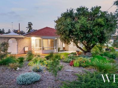 4 Juxon Place, Hamilton Hill WA 6163