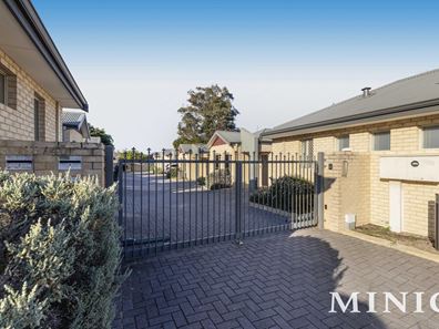 8/38 Henry  Street, East Cannington WA 6107