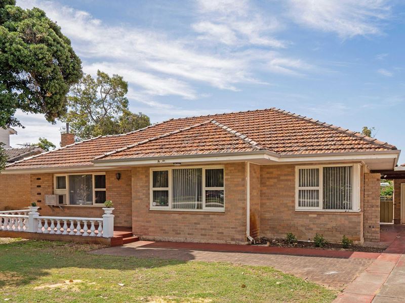 9 Arno Crescent, Attadale WA 6156