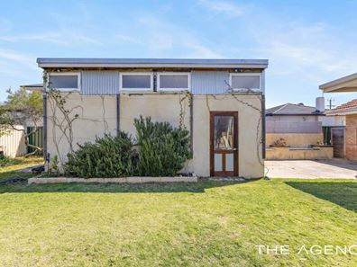 157 Clontarf Road, Hamilton Hill WA 6163