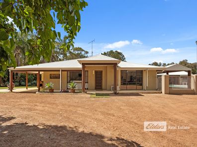 8 Greenwood Way, Barragup WA 6209