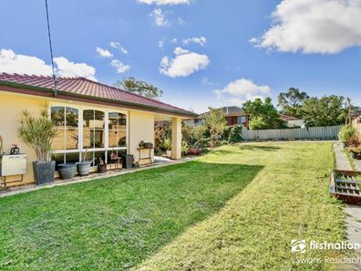 36 Abbott Way, Swan View WA 6056