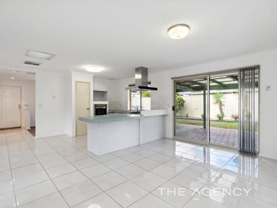 16 Frangipani Loop, Marangaroo WA 6064