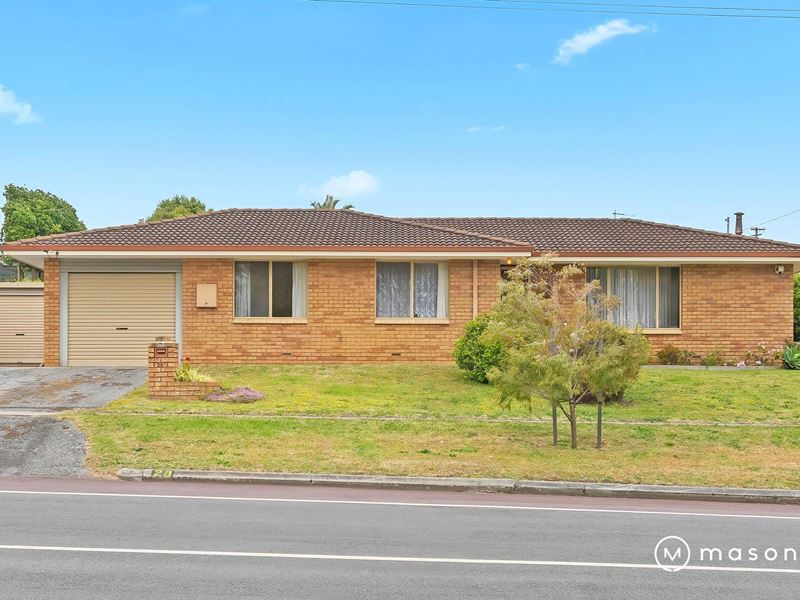 28 Barnesby Drive, Yakamia WA 6330