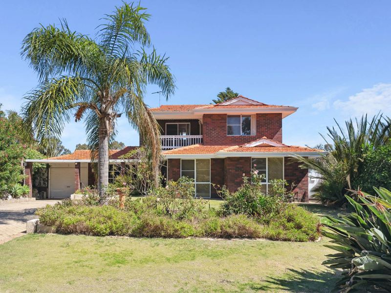 26 Bridgewater Drive, Kallaroo WA 6025